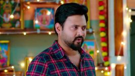 Nuvvu Nenu Prema S01 E287 Bhaktha Is Anxious