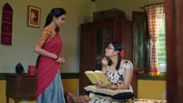 Krishnamma Kalipindhi Iddarini S01 E04 Akhila's Wicked Move