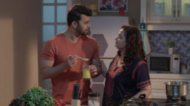 Tharala Tar Mag S01 E134 Arjun Takes Care Of Sayali
