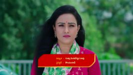 Vantalakka S01 E282 Varalakshmi's Firm Call