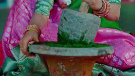 Nuvvu Nenu Prema S01 E328 Padmavathi in a Tight Spot