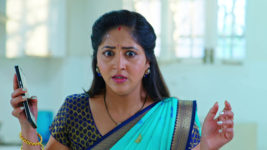 Ennenno Janmala Bandham S01 E442 Chithra Is Anxious