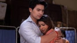Horogouri Pice Hotel S01 E206 Shankar Saves Oishani
