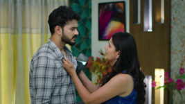 Krishnamma Kalipindhi Iddarini S01 E42 Amrutha's Request to Aditya