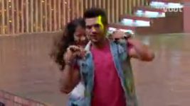 Kitchen Champion S01 E54 Helly-Vidhi go American!