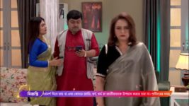Pherari Mon S01 E245 Agni breaks down