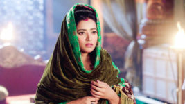 Chandira Nandhini S04 E38 Nandhini Killed A Guard?