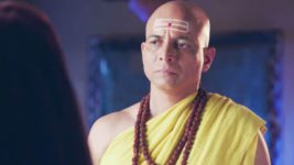 Chandira Nandhini S04 E52 Nandhini Seeks Chanakya's Help