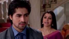 Dil Se Di Dua Saubhagyavati Bhava S06 E26 Raghav, Viraj Dodge the Police