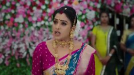 Krishnamma Kalipindhi Iddarini S01 E59 Bhavani's Evil Plan
