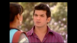Miley Jab Hum Tum S02 E60 Mayank protects Nupur from goons Miley Jab Hum Tum S02 E60 Mayank protects Nupur from goons