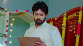 Nuvvu Nenu Prema S01 E353 A Shocker for Vikramaditya
