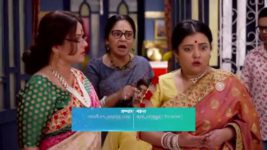 Ponchomi S01 E245 Rathri Rescues Tarak