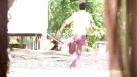 Kaisi Yeh Yaariaan S02 E285 Mukti and Navya saved from cops