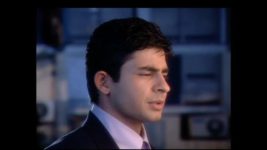 Kumkum Ek Pyara Sa Bandhan S08 E46 Abhay Pretends to Help Sumit