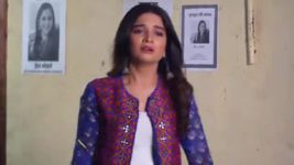 Ghum Hai Kisikey Pyaar Mein S01 E977 Isha Has a Mental Breakdown