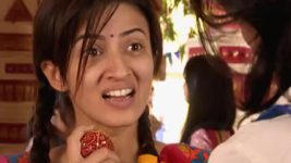 Yahaan Main Ghar Ghar Kheli S01 E577 27th January 2012