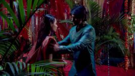 Ek Boond Ishq S06 E03 Radha learns Rudra's secret