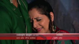 Ek Veer Ki Ardaas Veera S05 E25 Ratan discovers a wrapped bundle