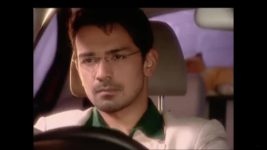 Geet Hui Sabse Parayi S03 E26 Geet searches for Maan