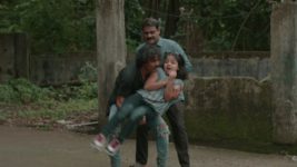 Lagnachi Bedi S01 E518 Saavi in Trouble?