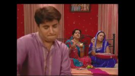 Sapna Babul Ka Bidaai S06 E42 Sadhana, Shlok Locked Together!