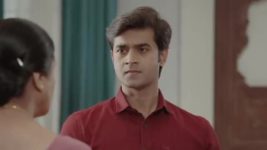 Lagnachi Bedi S01 E550 Raghav, Madhurani in a Dilemma
