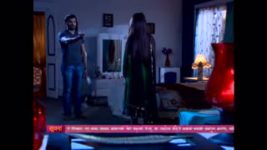 Uttaran S01 E1504 Akash tears his own picture