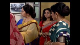 Bodhuboron S02E39 Jhilmil in Unfamiliar Puja Mode! Full Episode