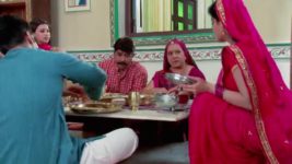 Diya Aur Baati Hum S05E41 Meenakshi Steals Money Full Episode