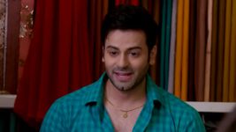 Diya Aur Baati Hum S24E24 Lalima's Shop Set Ablaze! Full Episode Diya Aur Baati Hum S24E24 Lalima's Shop Set Ablaze! Full Episode