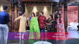 Gandharva Kumari Amrapali S01 E47 Sen family celebrates Women's day