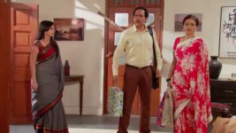 Iss Pyaar Ko Kya Naam Doon Ek Baar Phir S16E04 Kalindi offers to help Full Episode