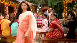 Love Biye Aaj Kal S01 E52 Shraban Rescues Bulbuli