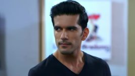 Nisha Aur Uske Cousins S05 E29 Viraj confronts Priyanka