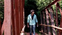 Suhani Si Ek Ladki S17E16 A girl with a mask rescues Suhani Full Episode