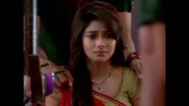 Uttaran S01 E1108 Surbhi attempts to call someone
