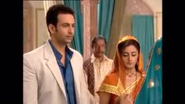 Uttaran S01 E366 Tapasya and Veer leave for the US