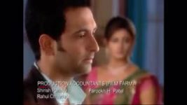 Uttaran S01 E521 Veer tackles Sumitra's attack