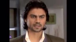 Uttaran S01 E659 Divya begs before Raghuvendra