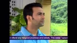 Uttaran S01 E676 Veer can feel Ichha's presence