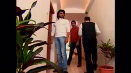 Uttaran S01 E808 Raghuvendra enters Tapasya's hotel room