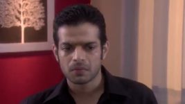 Yeh Hai Mohabbatein S10E08 Ashok tries to molest Mihika Full Episode
