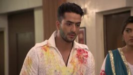 Yeh Hai Mohabbatein S26E33 Simi Slaps Sarika Full Episode