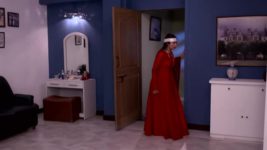 Yeh Hai Mohabbatein S43E38 Param Threatens Ishita Full Episode