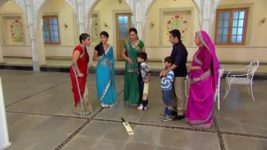 Yeh Rishta Kya Kehlata Hai S19E09 Naitik moves his fingers Full Episode