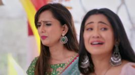 Yeh Rishta Kya Kehlata Hai S65E561 Naira Tries to Get Romantic Full Episode