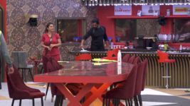 Bigg Boss Kannada S10 E52 Prathap takes a shocking decision!