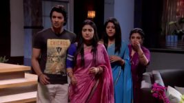 Bojhena Se Bojhena S19E38 Siddhant Sneaks into the House Full Episode