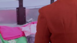 Dream Girl S03E55 Ayesha hides the trunk Full Episode